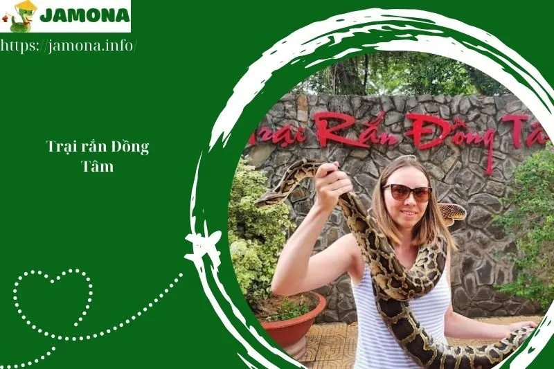 Trại rắn Đồng Tâm
